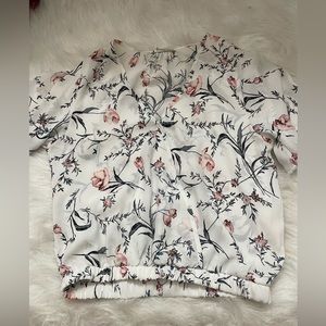 Size small floral print top